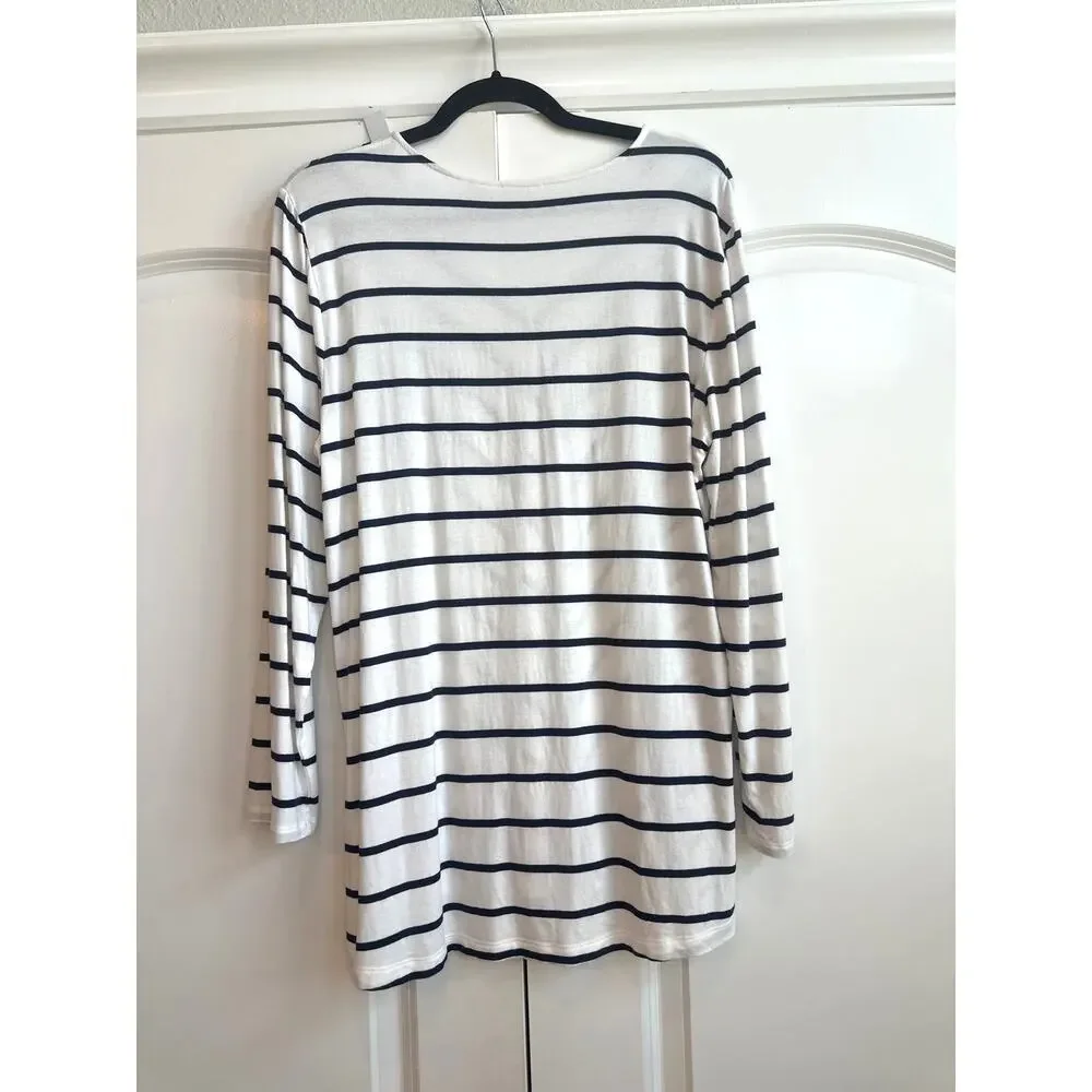Chico’s Lightweight White with Dark Navy Blue V-Shape Stripes Top - Picture 7 of 8